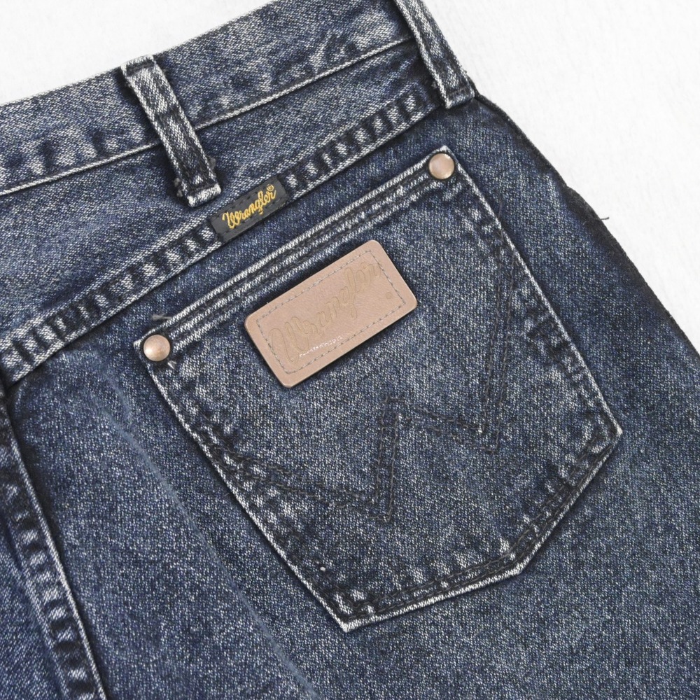 VTG Wrangler Jeans Men 34x32‎ Regular Fit Dark Wash Blue Western Denim USA MADE